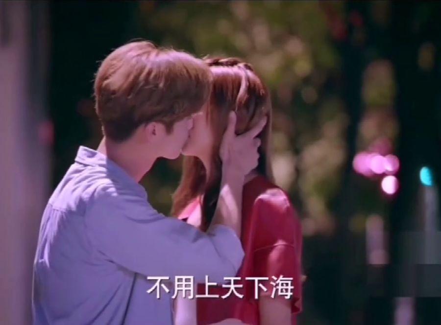 不小心蹭了别人车，没人看到，你会怎么做？游戏画面